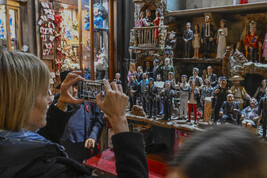 A S.Gregorio Armeno apre mercatino Natale, sì a scuola artigiani