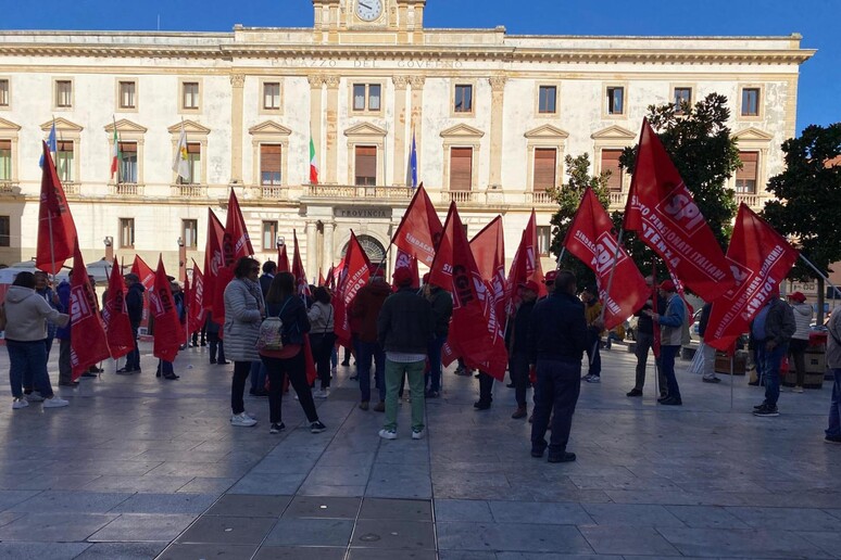 - RIPRODUZIONE RISERVATA